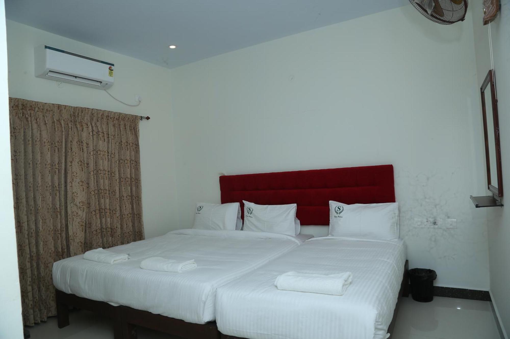 Hotel Tawfeeq Palace Thanjavur Exteriör bild